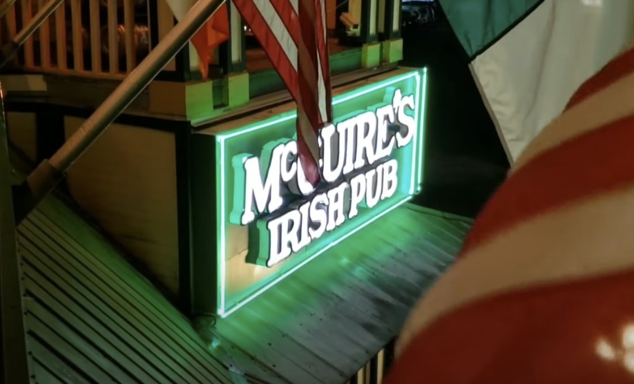 McGuire's Irish Pub Signange